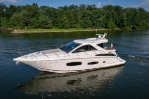 2015 Regal 53 Sport Coupe for sale - photo 2