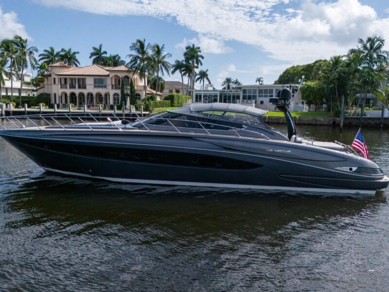 2015 Riva 63′ Virtus