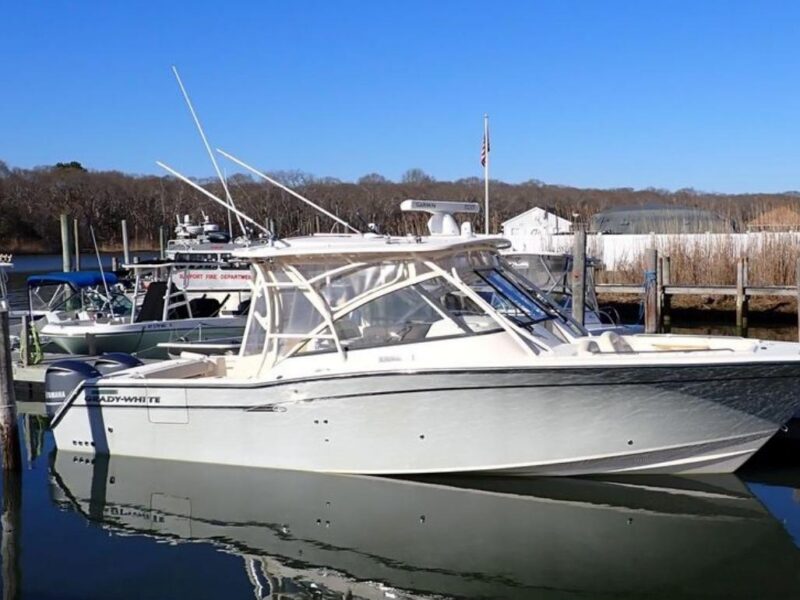 2016 Grady-White Freedom 335