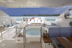 2016 Hargrave Raised Pilothouse for sale - photo 4