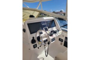 2016 Intrepid 475 Sport Yacht for sale - photo 7