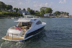 2016 Riviera 5000 Sport Yacht for sale - photo 5