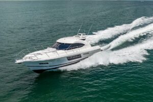 2016 Riviera 5000 Sport Yacht for sale - photo 6