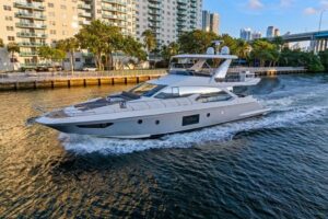 2017 Azimut 66 for sale