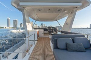 2017 Azimut 66 for sale - photo 7