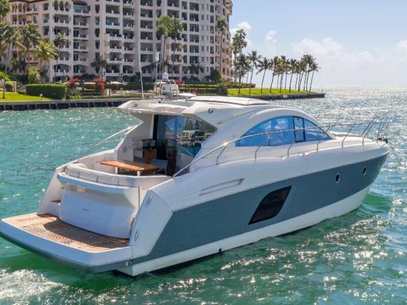 2017 Beneteau Gran Turismo 49
