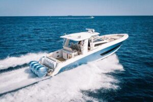 2017 Boston Whaler 42 OUTRAGE for sale - photo 7