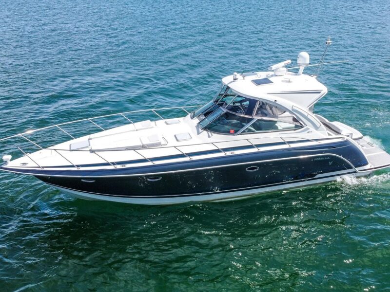 2017 Formula 40 Performance Cruiser