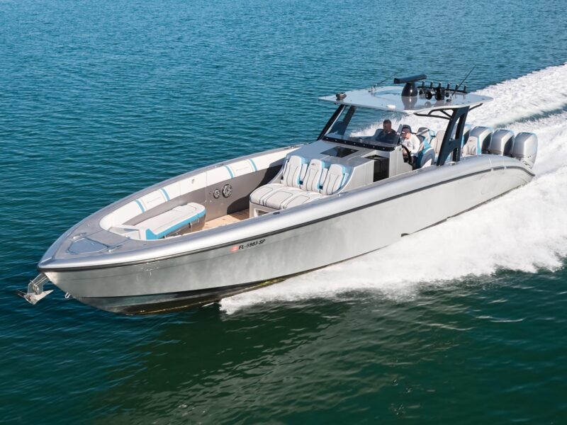 2017 Midnight Express 43 Open