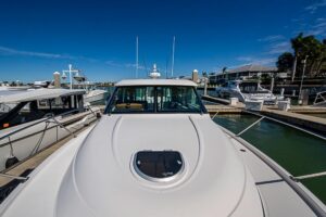 2017 Tiara Yachts C39 Coupe for sale - photo 8