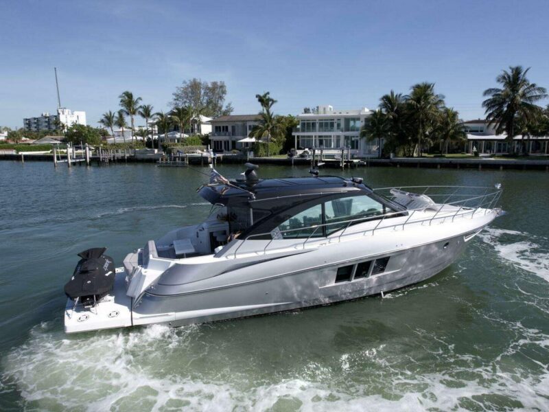 2018 Cruisers Yachts 45 Cantius