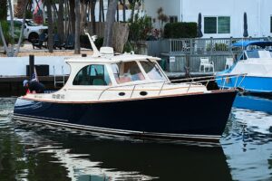 2018 Hinckley Picnic Boat 37 MKIII for sale - photo 2