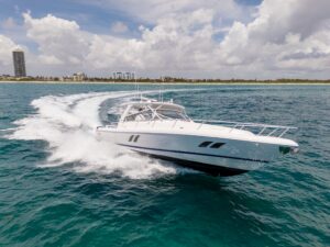 2018 Intrepid 475 Sport Yacht for sale - photo 2