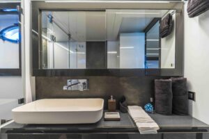 2018 Pershing 70 for sale - photo 6