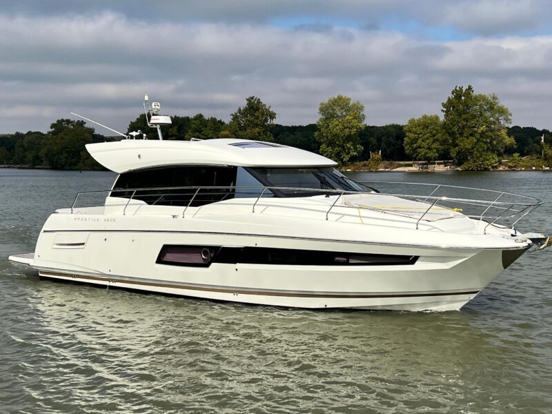 2018 Prestige 460
