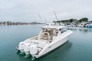 2018 Pursuit DC 365 Dual Console for sale - photo 5