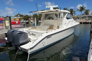 2018 Pursuit OS 355 Offshore for sale