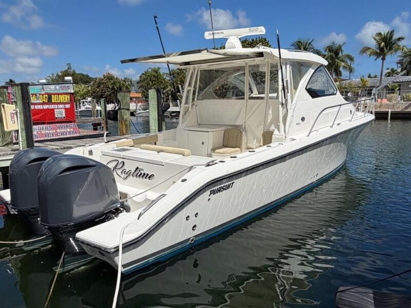 2018 Pursuit OS 355 Offshore