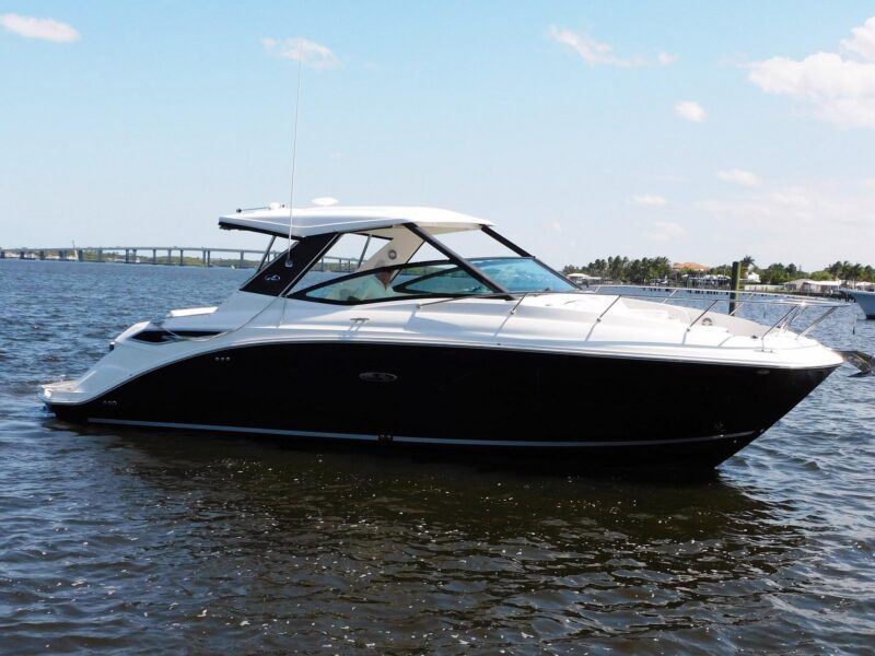 2018 Sea Ray Sundancer 320
