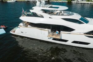 2018 Sunseeker 95 Yacht for sale - photo 5