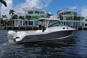 2019 Boston Whaler 315 Conquest for sale - photo 5