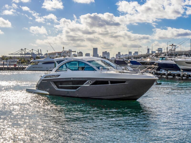 2019 Cruisers 50 Cantius