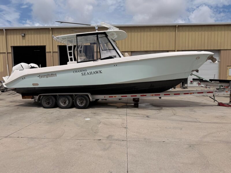 2019 Everglades 335