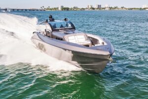 2019 Midnight Express 60 Pied-a-Mer for sale - photo 4