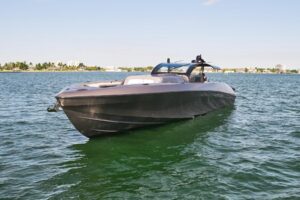 2019 Midnight Express 60 Pied-a-Mer for sale - photo 7