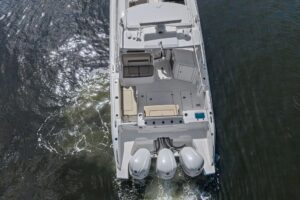2019 Pursuit 365 DC for sale - photo 8