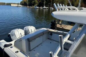 2019 Pursuit DC 325 Dual Console for sale - photo 5