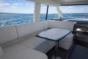 2019 Regal 42 Grande Coupe for sale - photo 7