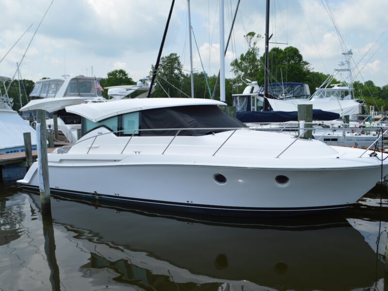 2019 Tiara Yachts C39 Coupe