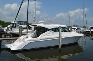 2019 Tiara Yachts C39 Coupe for sale - photo 4