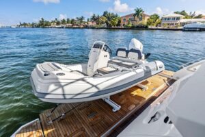 2020 Azimut 66 for sale - photo 8