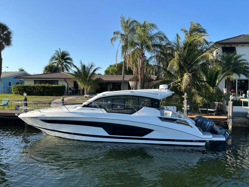 2020 Four Winns V355 Coupe OB