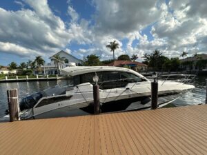 2020 Four Winns V355 Coupe OB for sale - photo 3