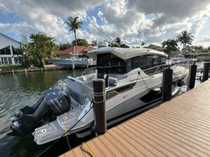 2020 Four Winns V355 Coupe OB for sale - photo 4