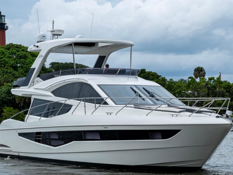 2020 Galeon 550 Fly