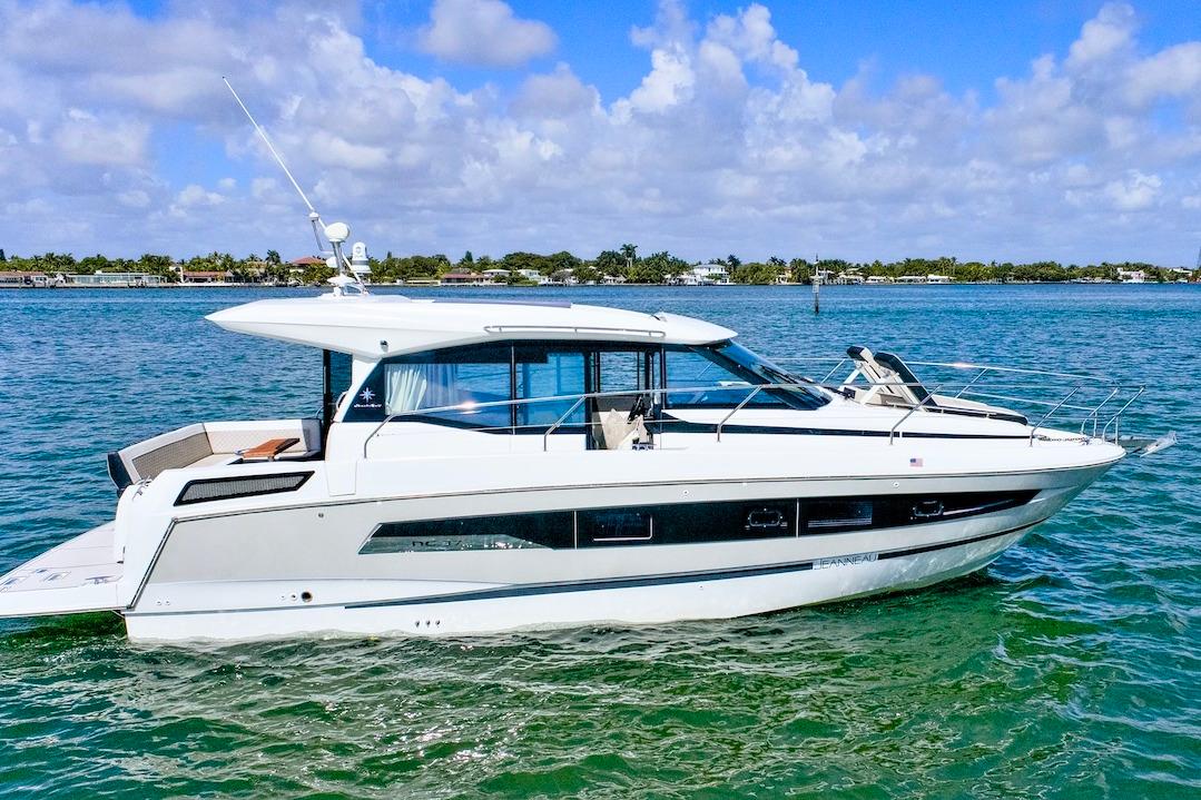 2020 Jeanneau NC 37 for sale