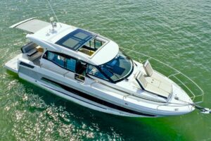 2020 Jeanneau NC 37 for sale - photo 5