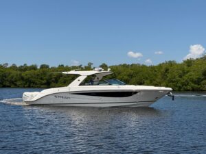 2020 Sea Ray SLX 400 Outboard for sale