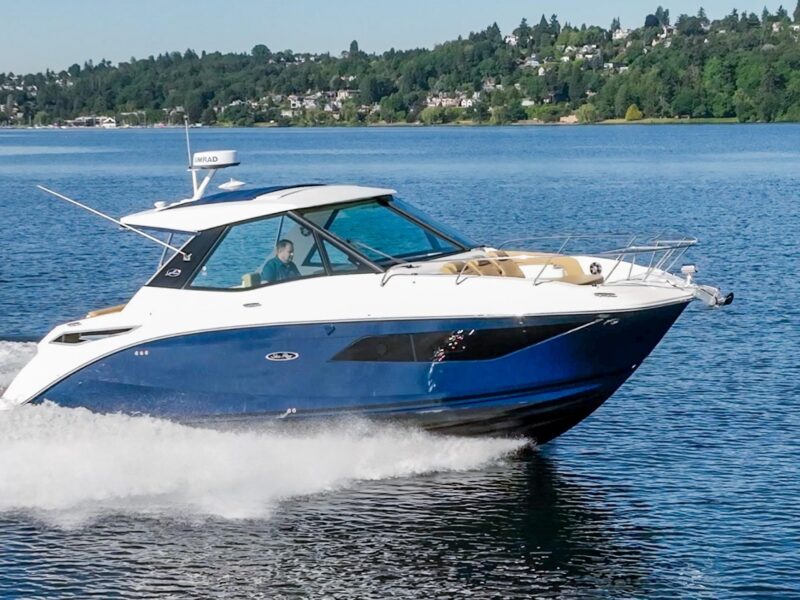 2020 Sea Ray Sundancer 320 Coupe