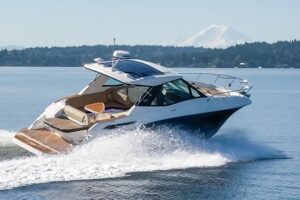 2020 Sea Ray Sundancer 320 Coupe for sale - photo 4