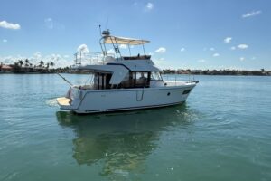 2021 Beneteau Swift Trawler 35 for sale - photo 3