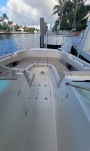 2021 Boston Whaler 320 Vantage for sale - photo 7