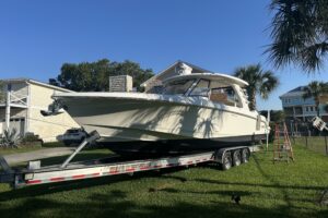 2021 Boston Whaler 350 Realm for sale - photo 2