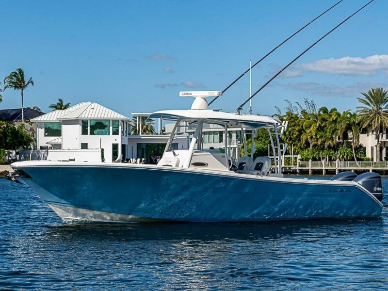 2021 Cobia 320 Center Console