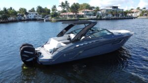 2021 Cruisers Yachts 338 Outboard for sale - photo 4