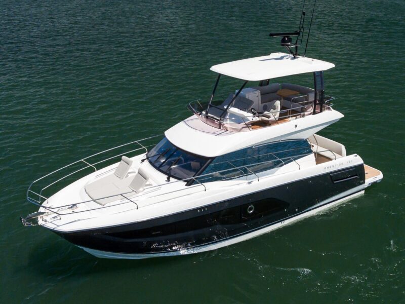 2021 Prestige 420
